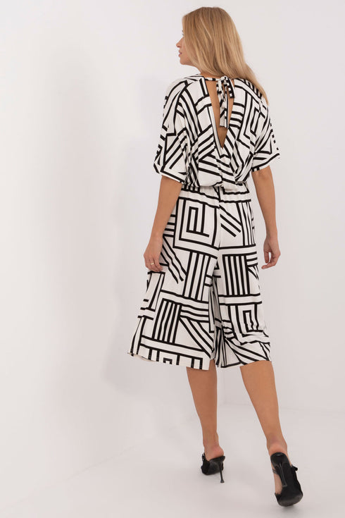 Suit model 214445 Lakerta